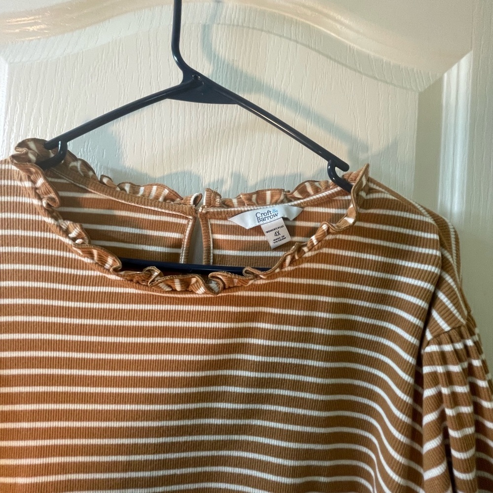 Croft & Barrow Tan and White Striped Top - Picture 4 of 9